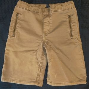 2 pairs boys Khaki shorts, Lane's End & Art Class, size 10